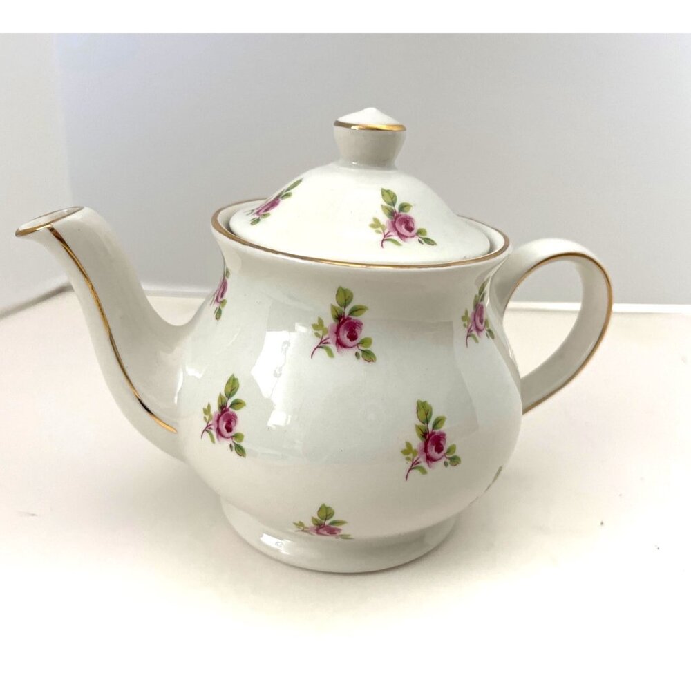 Sadler Windsor Teapot For One Made in England Pink Roses Gold Trim